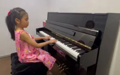 เด็กหญิงเฌอร์บัวร์ จันทร์ศิริ (เฌอร์บัวร์) ชั้น ป.2/1