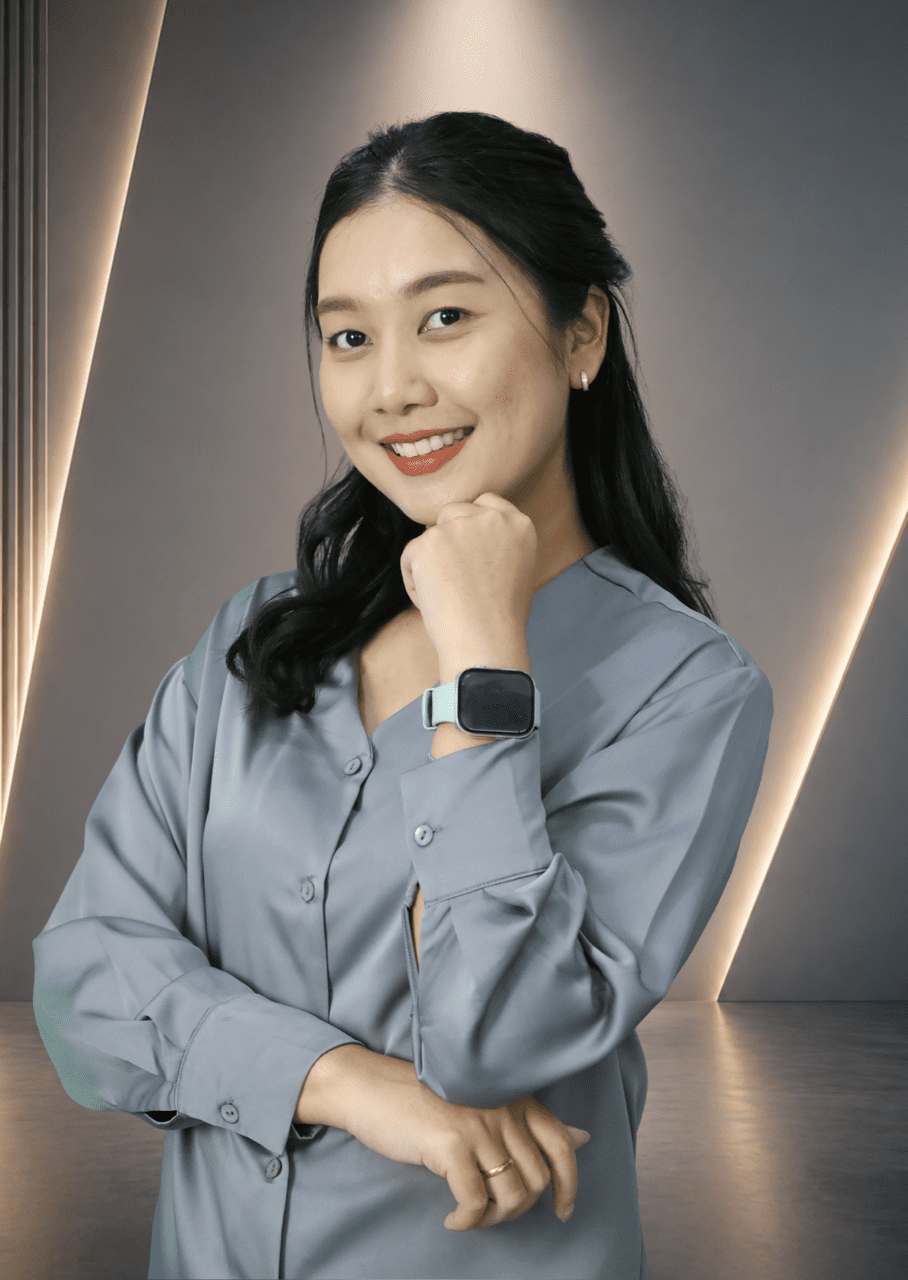 นางสาวอภิชญา ยงยืน