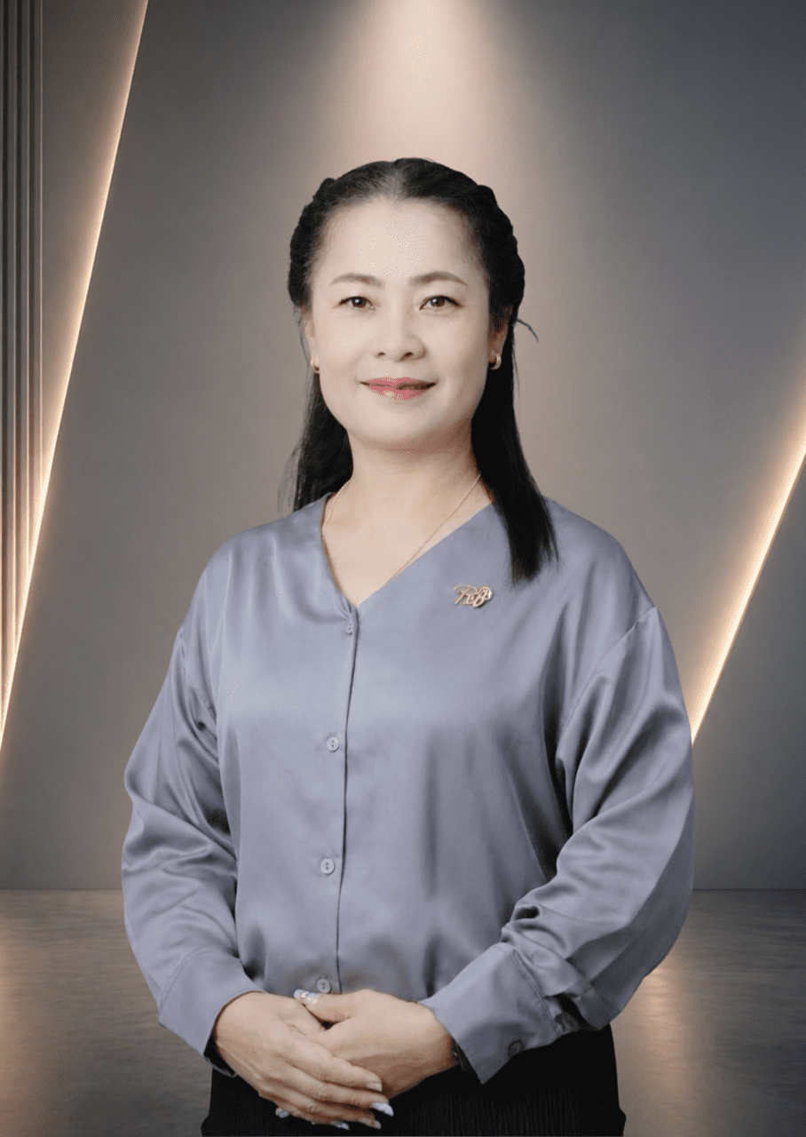 นางสาวริญญ์รภัส รุ่งหิรัญภาณุพงศ์