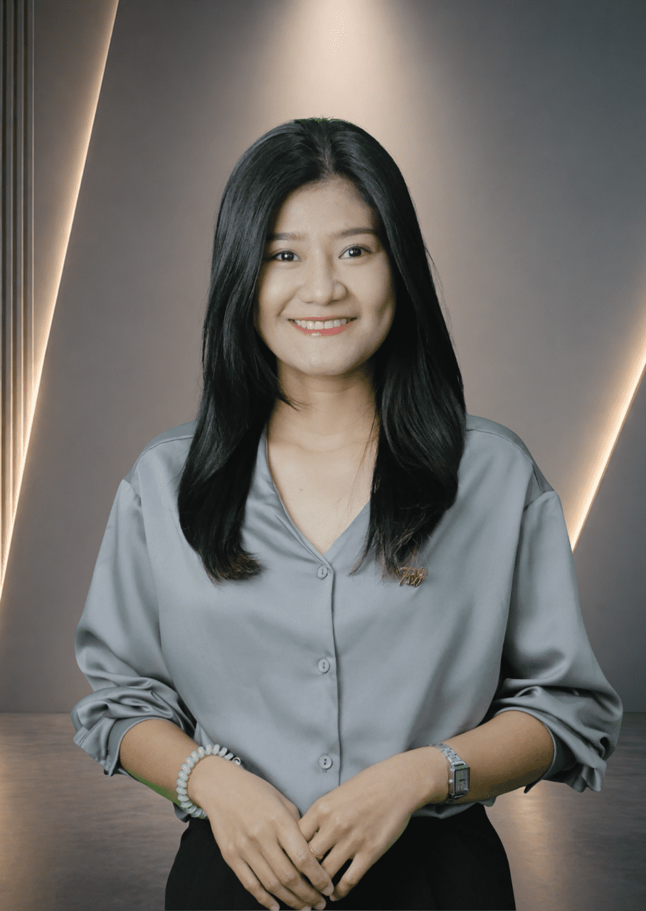 นางสาวพรพรรณ   เที่ยงพลับ