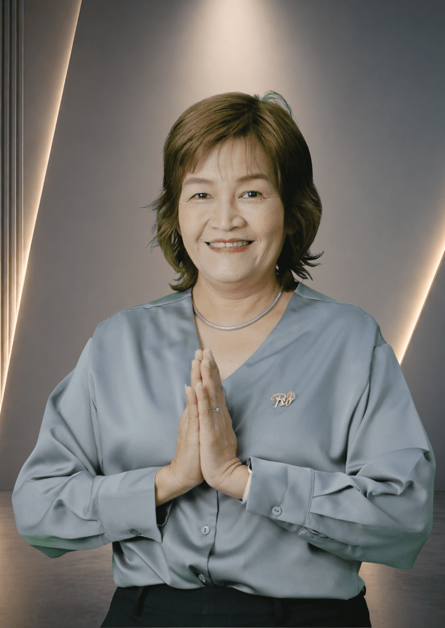 นางปาณิสรา ชูขจร